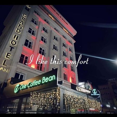 Grand Hotel Ван Экстерьер фото