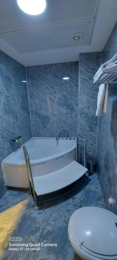 Grand Hotel Ван Экстерьер фото